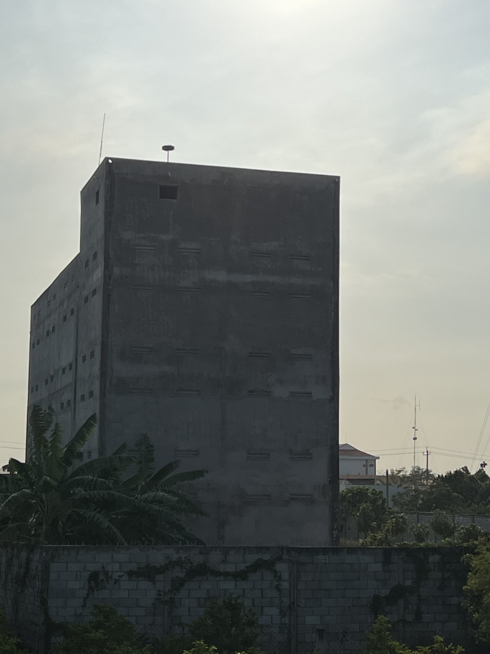 đơn vị thi công lắp đặt nhà yến